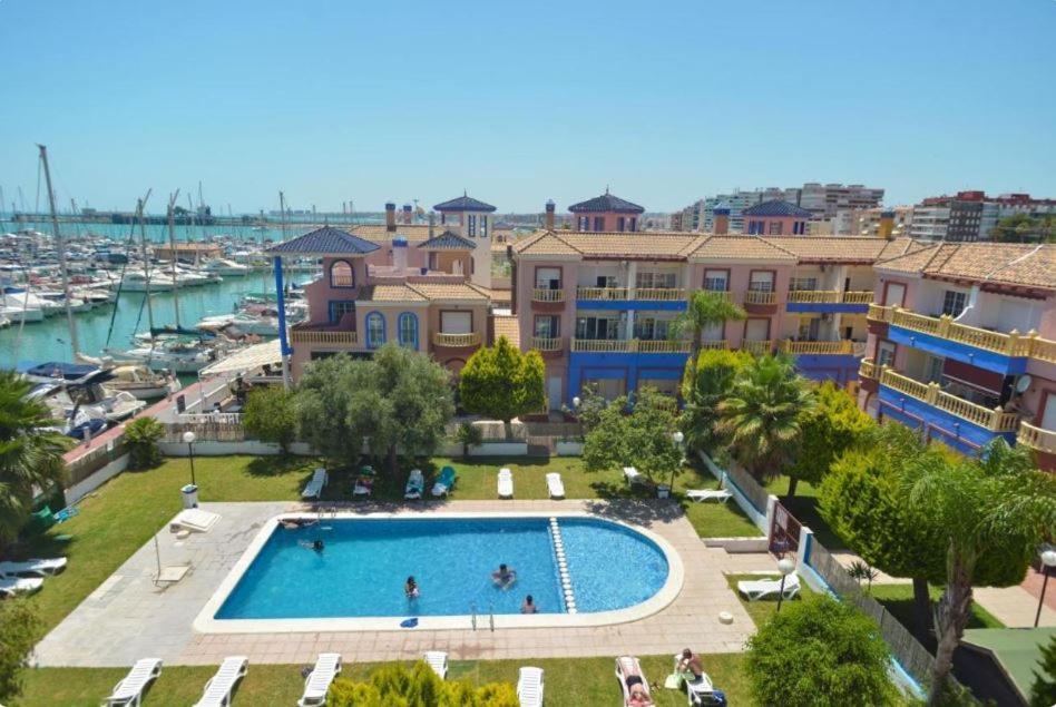 Marina Sunrise Puerto Apartment Torrevieja Exterior photo
